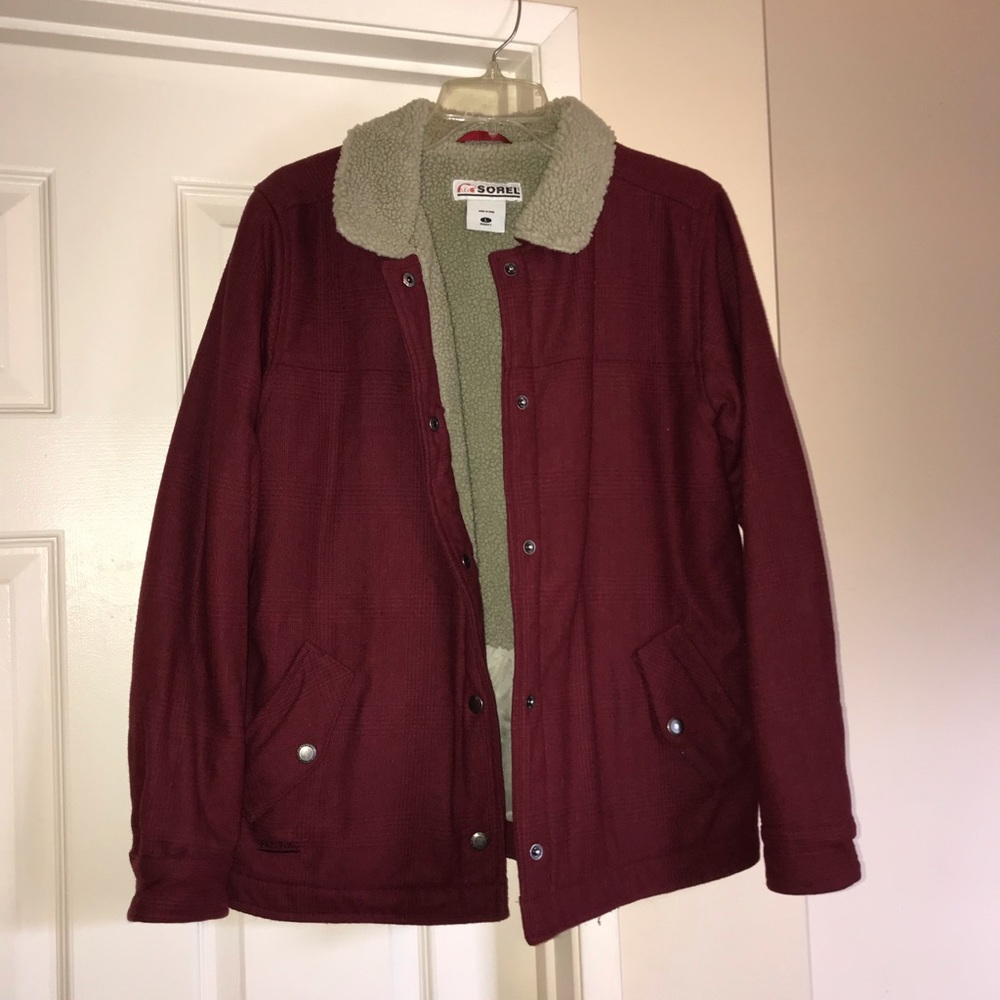 Size large Sorel fleece lined jacket